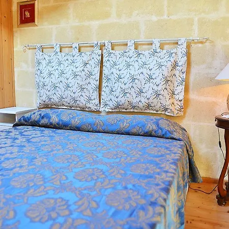 Caveoso Hotell 3*