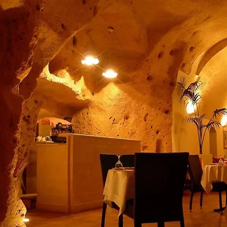 Caveoso Hotell