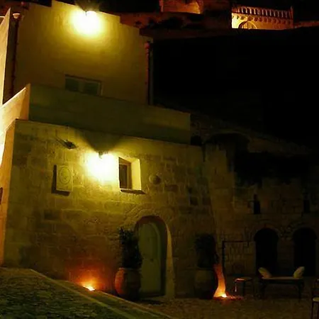 Caveoso Hotell 3*